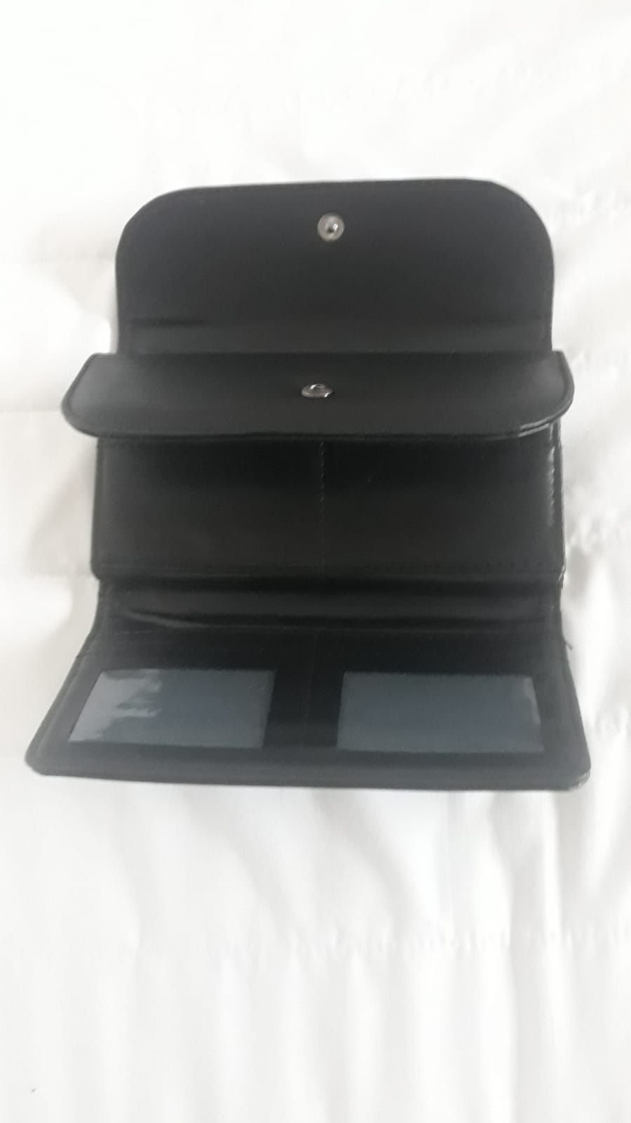 Portofel Guess nou