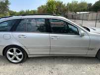 Врати десни за Мерцедес W203 c220 комби!