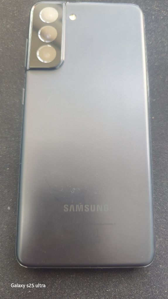 Самсунг s 21  5g