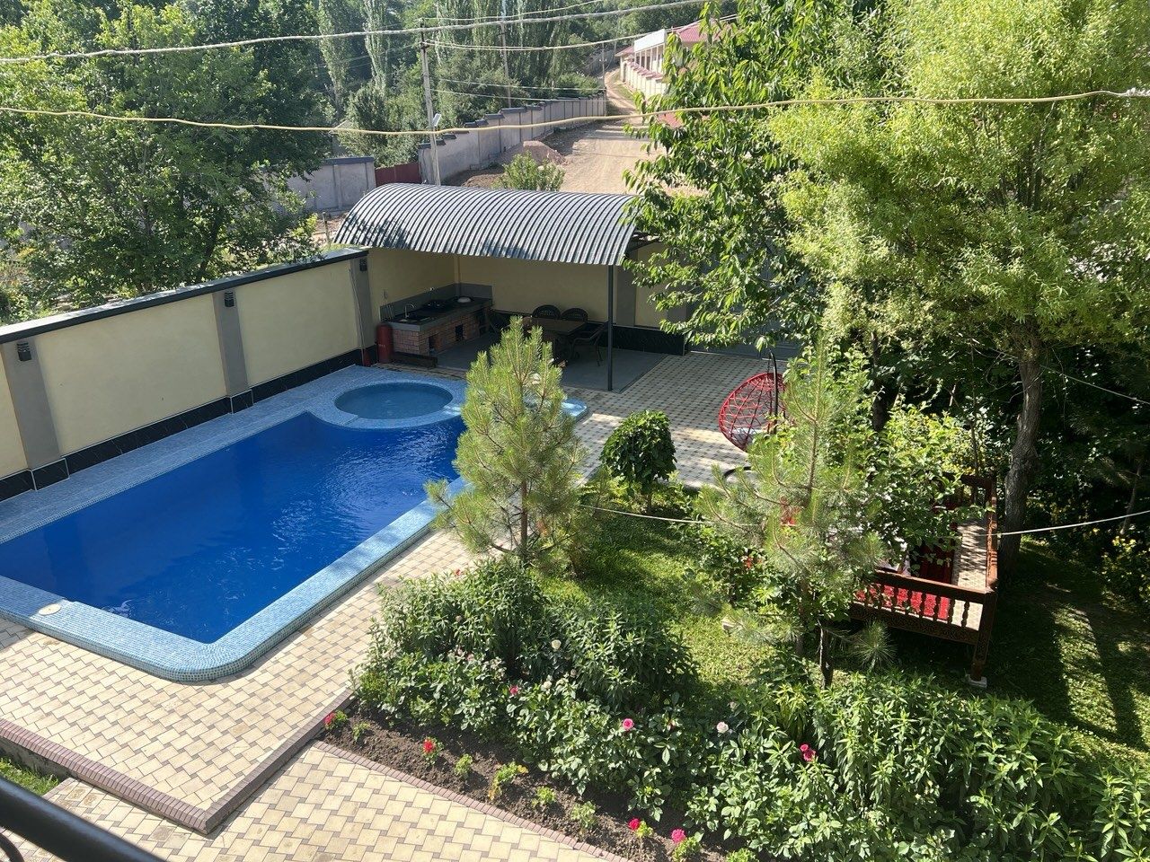 Дача в Чимгане для семенй