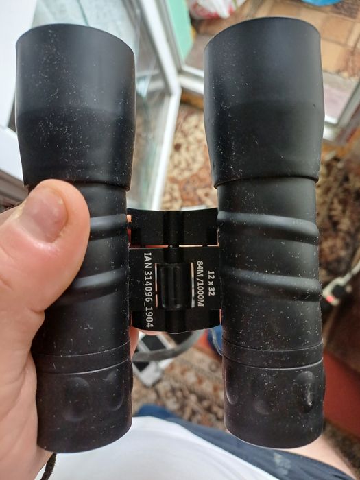Бинокъл 12х32 84м/1000м