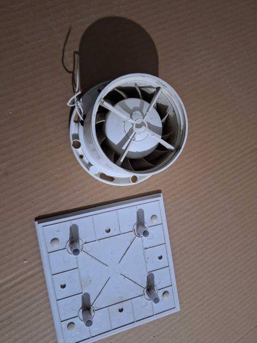 Вентилатор за баня MM-P UE 06 - стъкло, бял мат