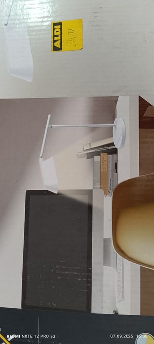 Lampa LED de birou reglabilă – Nouă