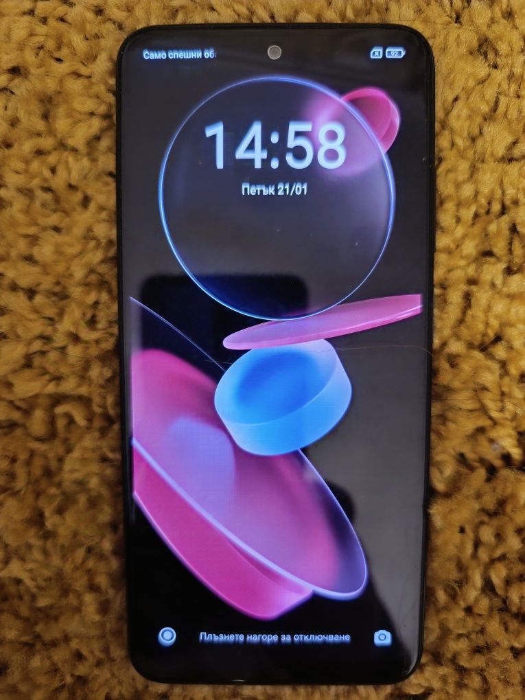Xiaomi Redmi Note 10 с калъф и протектор