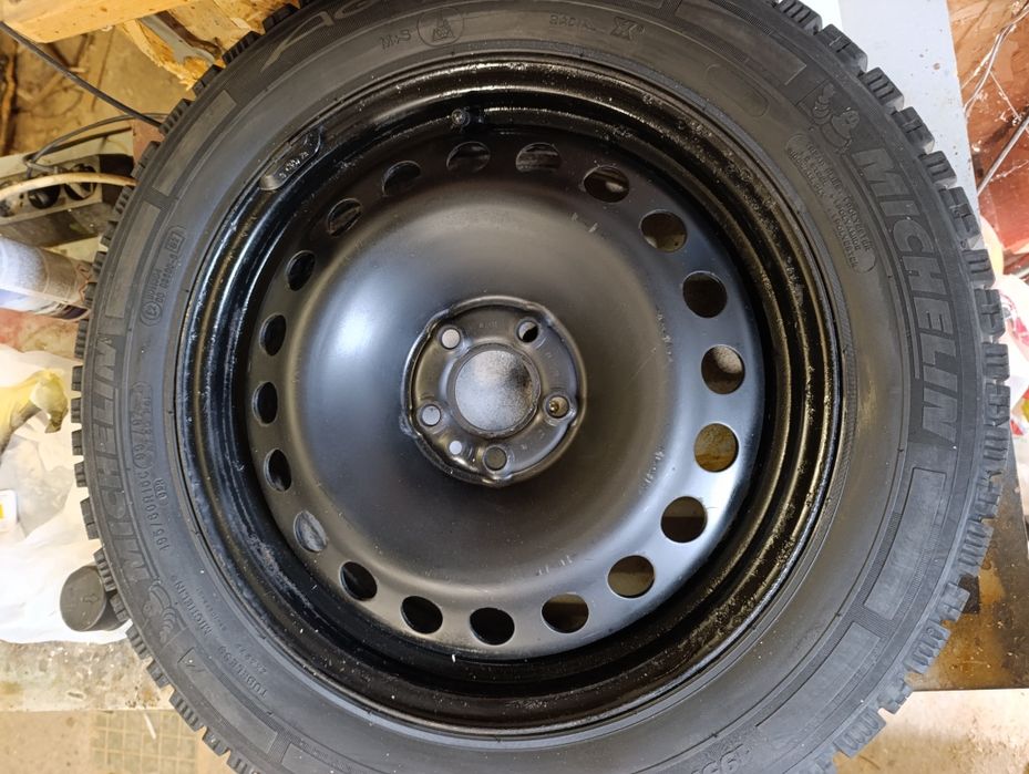 Зимни гуми MISHELIN Agilis Alpin 195 60r16. Джанти FIAT 5X98