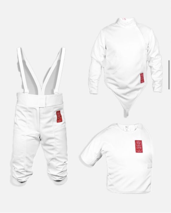 Фехтовальный костюм в идиальном состоянии