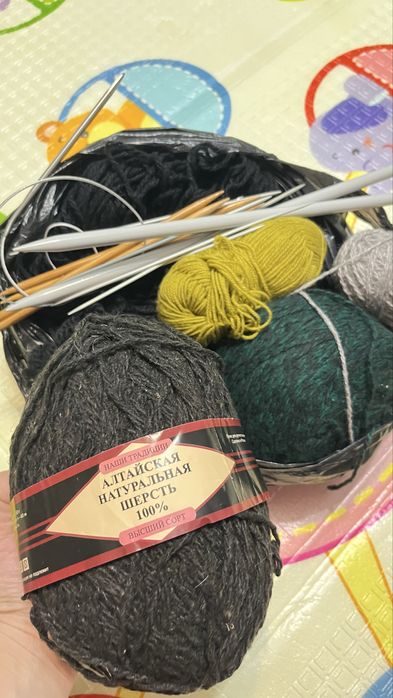 Продам пряжи и спицы