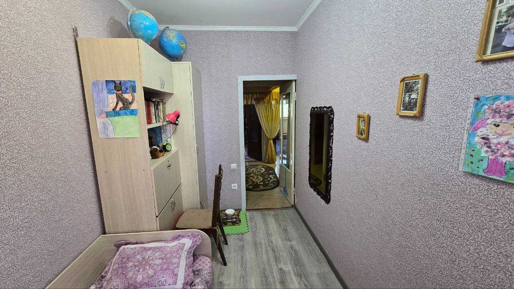 Продаю квартиру ул.Осиё Ц6"