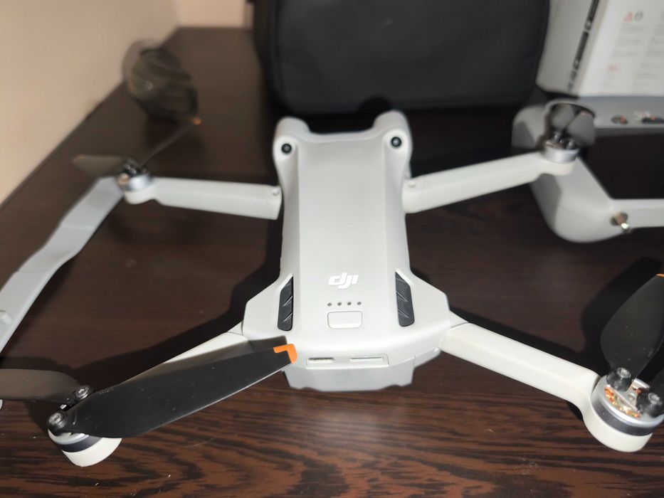 DJI Mini 3 Pro Fly More Combo