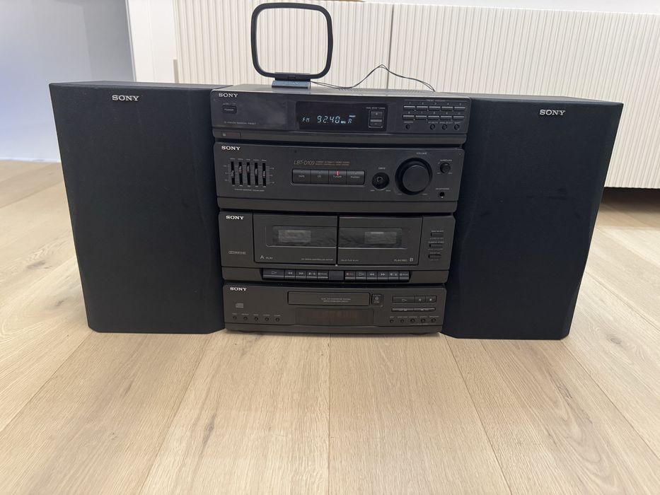 Стерео уредба Sony с тонколони