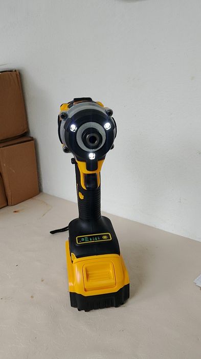 Autofiletanta impact Dewalt DCF860