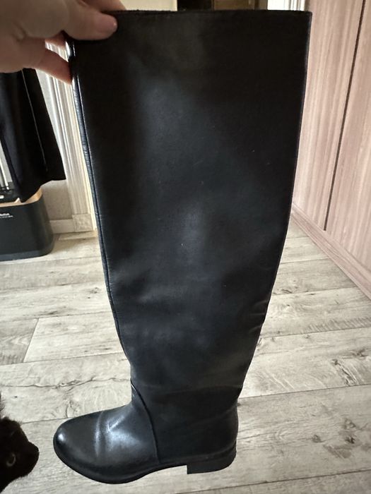 Продам высокие сапоги