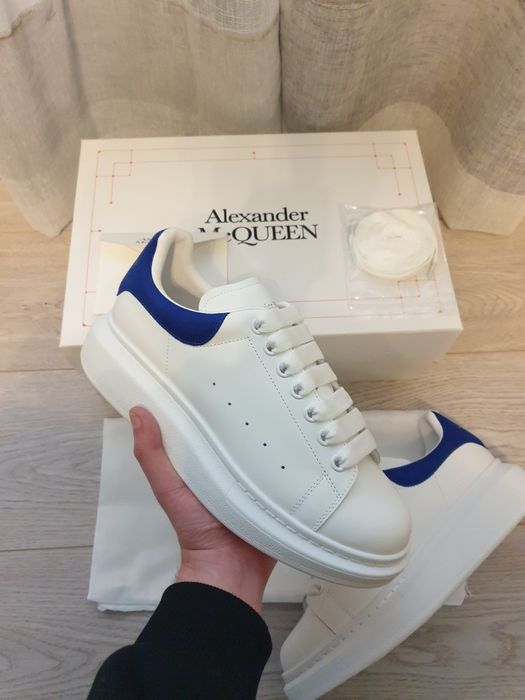 Alexander McQueen 41
