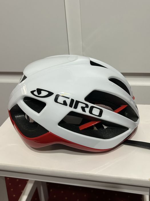 Casca ciclism, marca Giro, noua!
