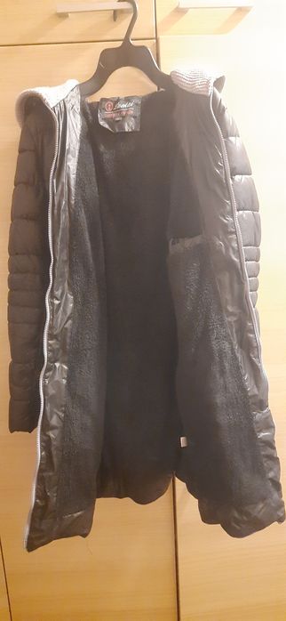 Geaca lunga, de iarna, pentru femei