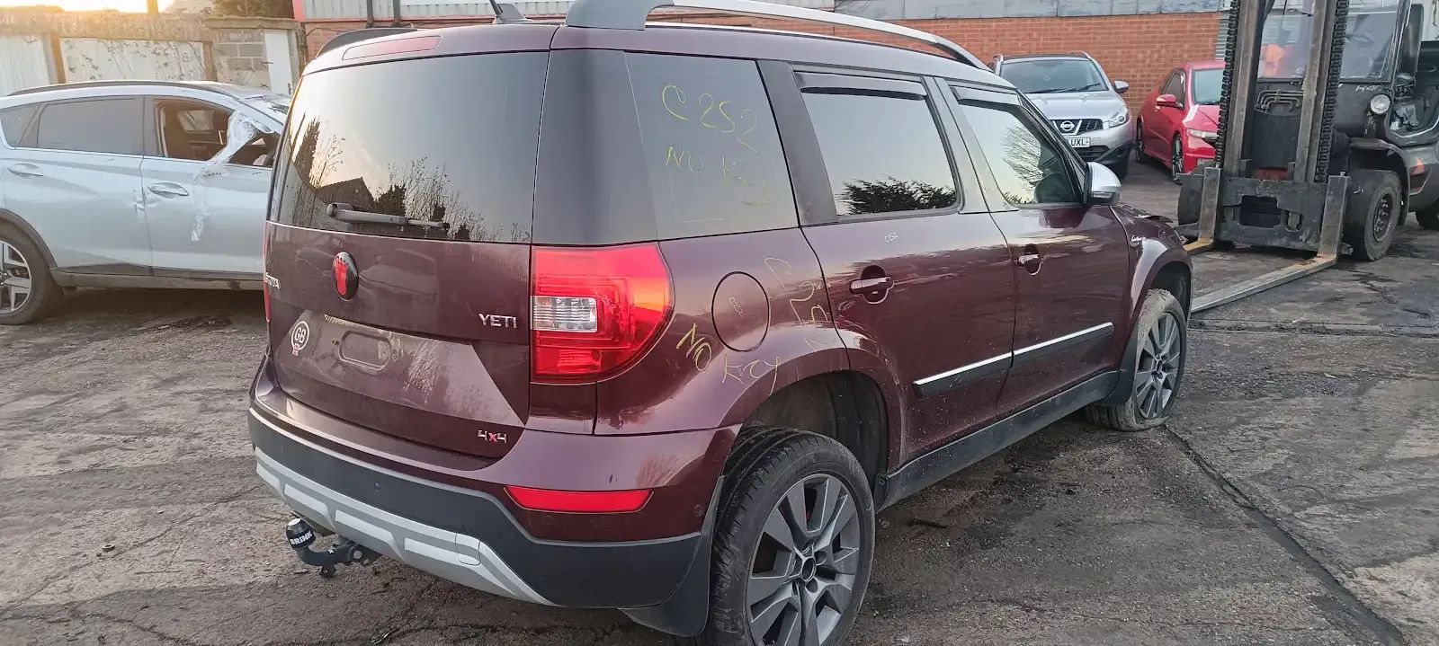 Dezmembrari / Dezmembrez Skoda Yeti 2.0 CFJA cutie viteze PQT cod culoare LF3X