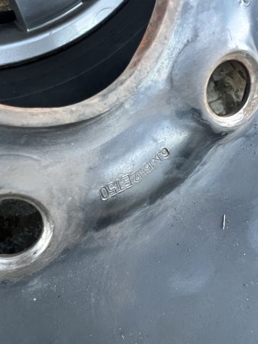 Стоманени джанти с тасове 6Jx16H2 ET50 205/55/16