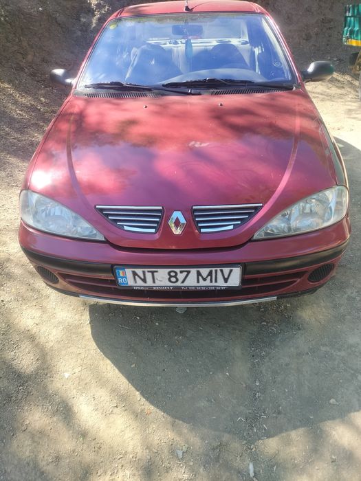 Vând Renault 1.6 benzina