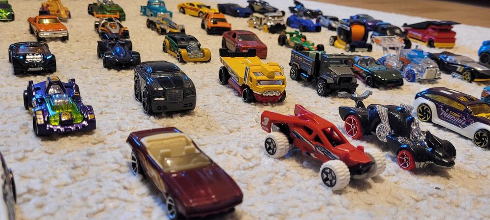 Hotwheels masini
