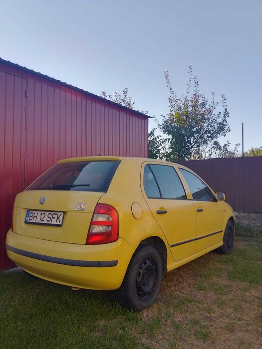 Vând Skoda Fabia
