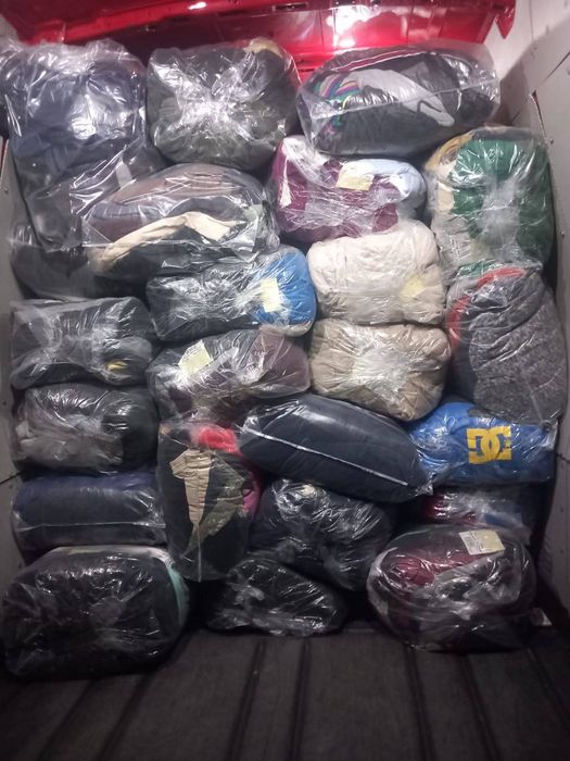 Дрехи на едро втора употреба