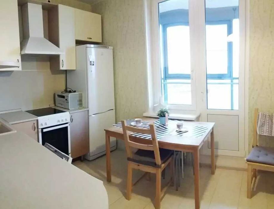 Дава се под наем Двустаен апартамент в Пловдив, Западен - 60 кв.м за 255 € - Снимка #1