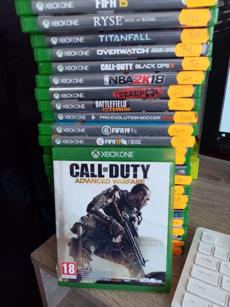 xbox one call of duty advanced warfare original+multe alte jocuri disp