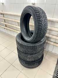 Зимние шины  Nokian Nordman 215/55 R 17