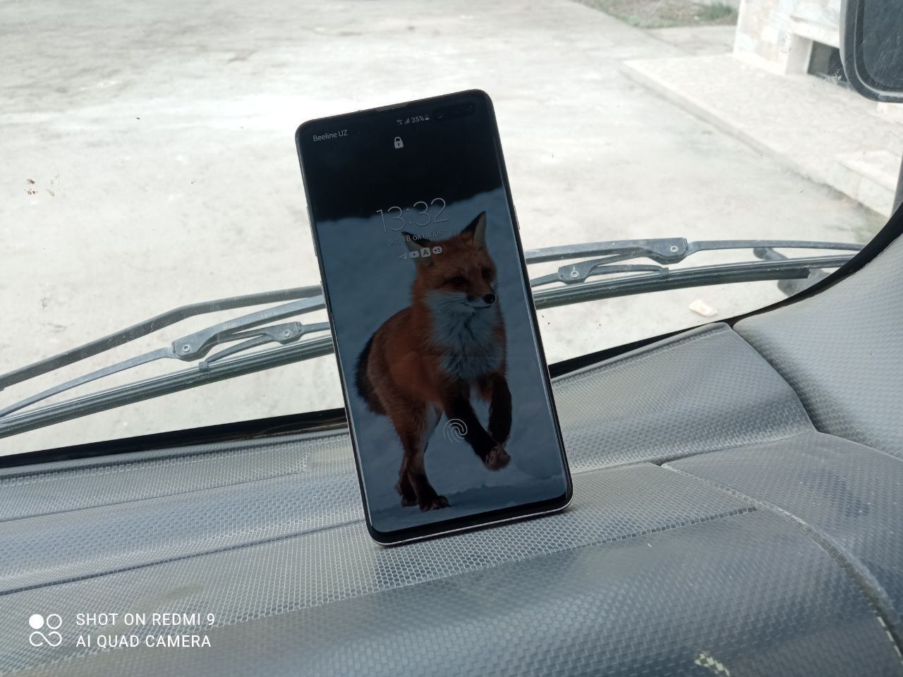 Продаётся Galaxy S10