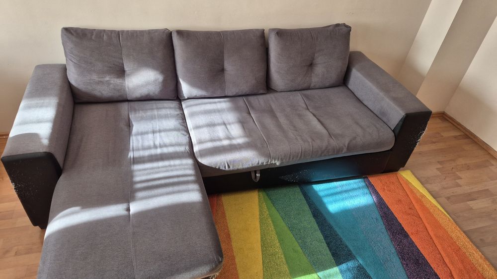 Диван с лежанка сив