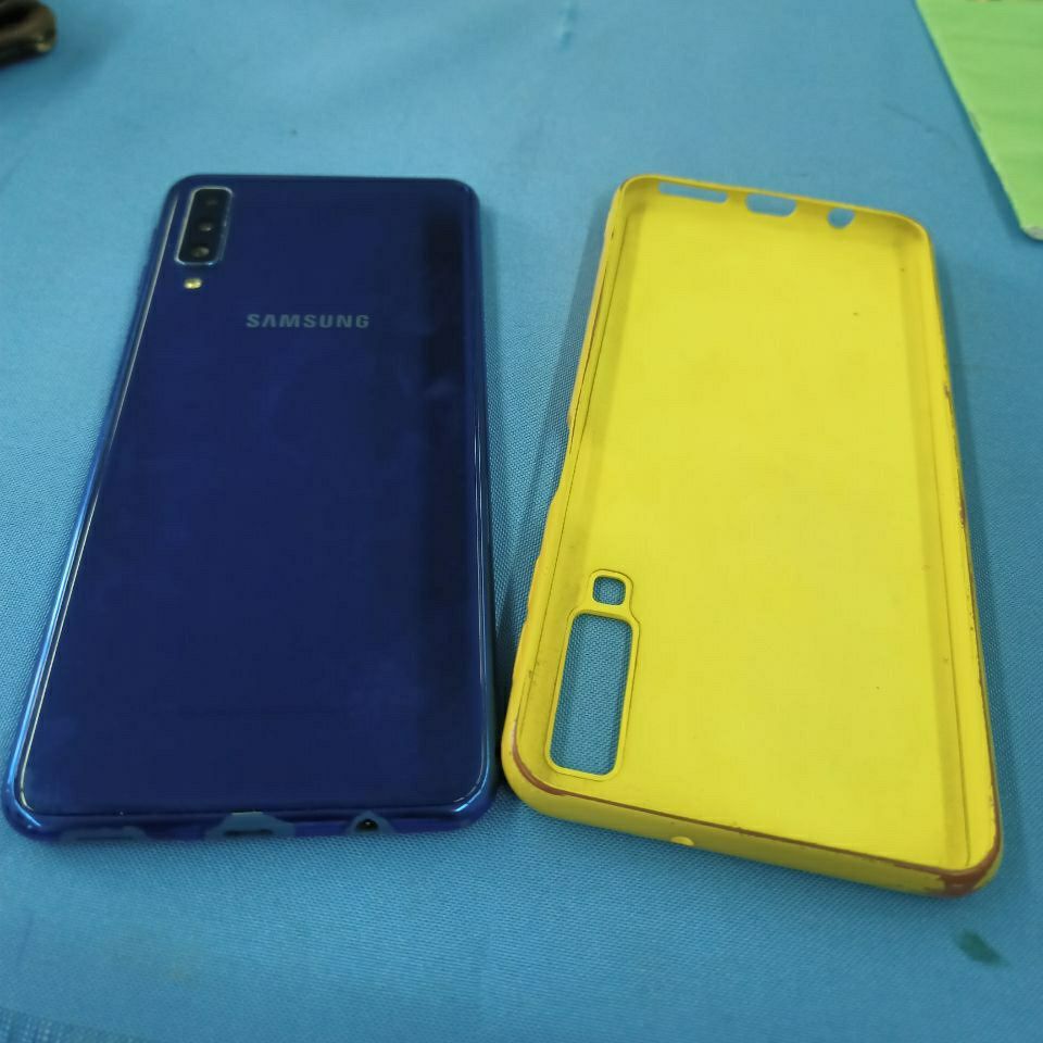Samsung Galaxy a7 4-64gb