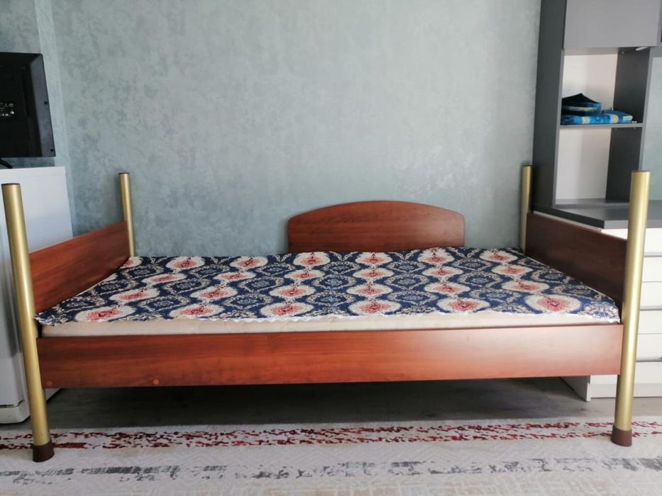Продаем кровать
