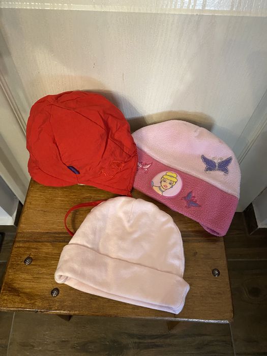 Salopetă copii iarnă , căciulițe , încălțăminte