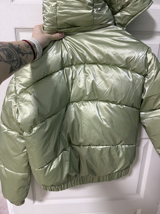 Дамско късо якенце