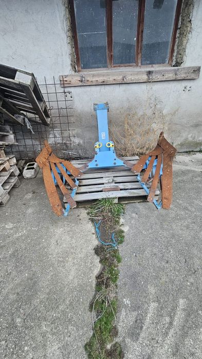 Vând plug Lemken 6+1