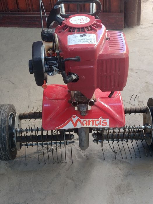 Motofreza Mantis cu tamburi de Scarificator