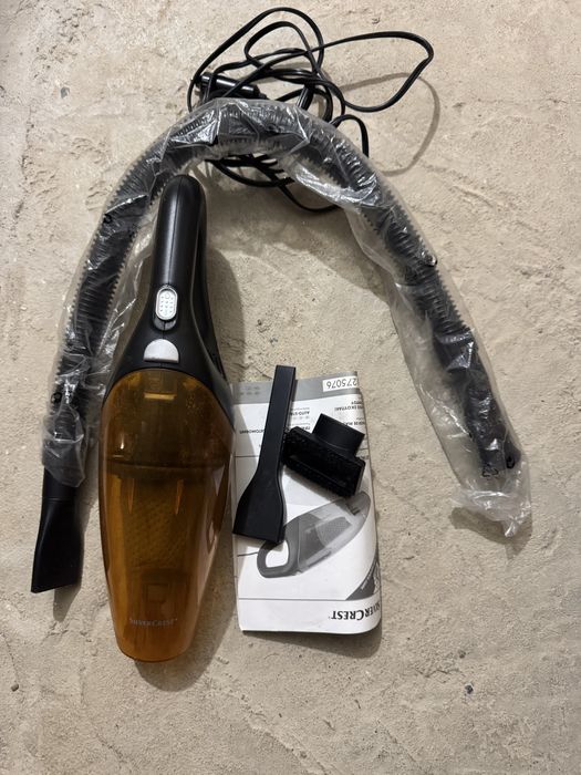 Aspirator de mașină