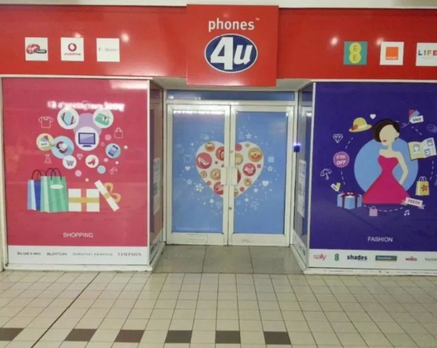 Window graphics - autocolant perforat - pentru spatii comerciale!