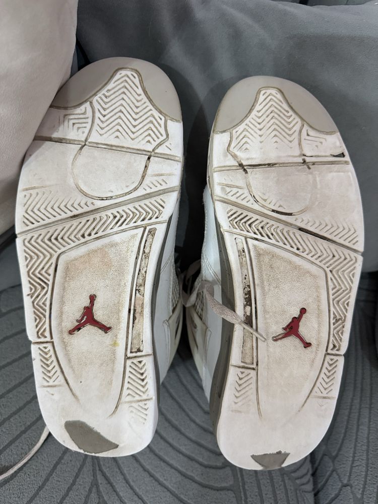 Nike Jordan 4 маратонки 42,5 номер