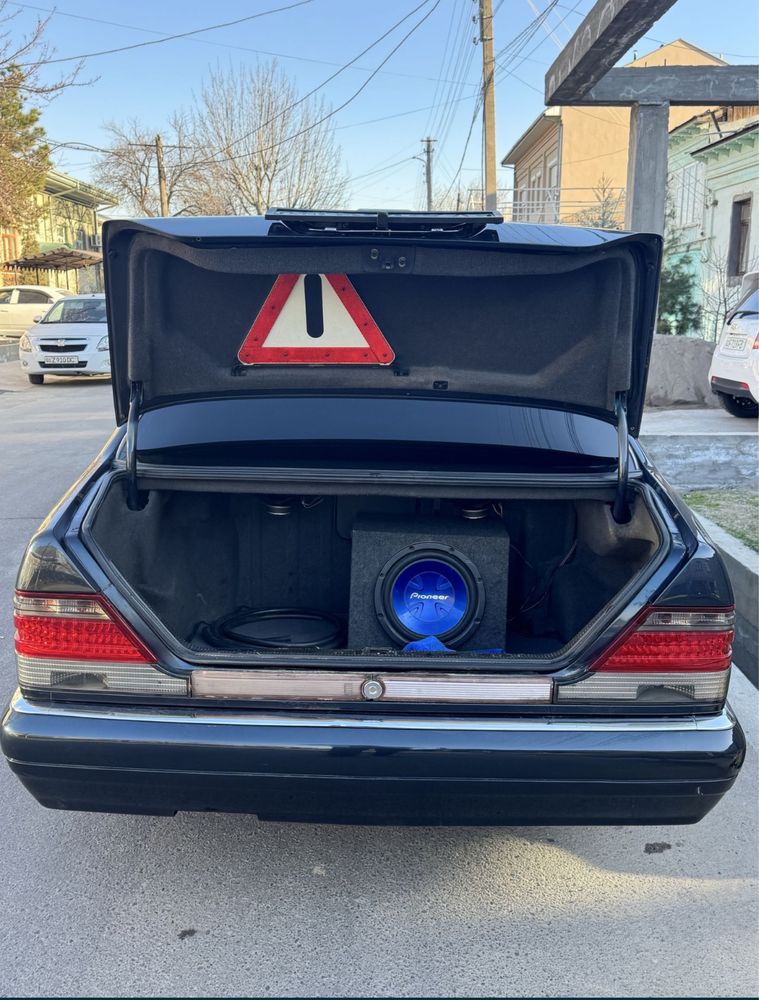 Mersedes-Benz  600 140  Kuzov 1996