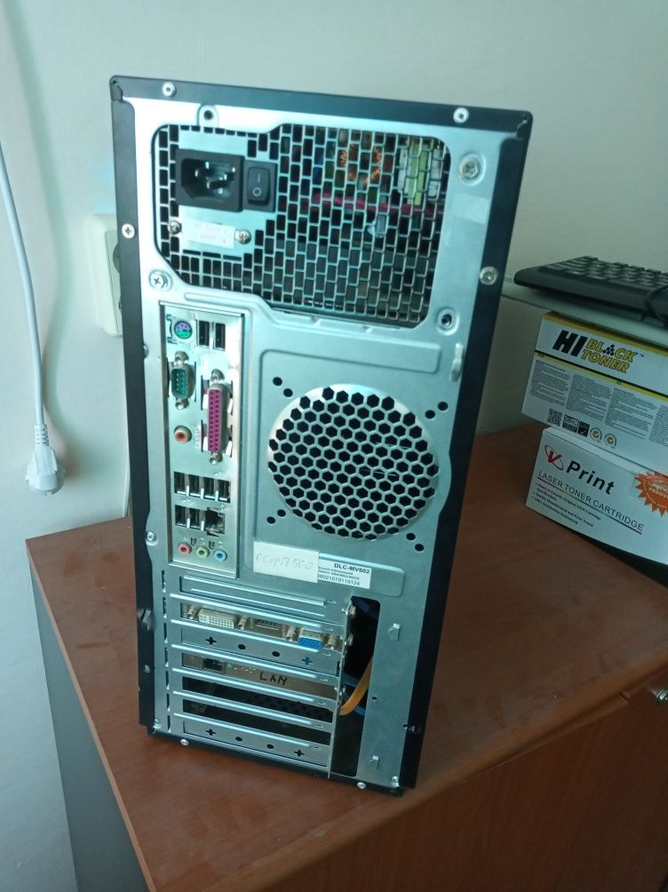 i5-760,2,93 GHz,   10 гб озу, без дисков