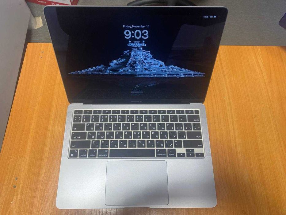 MacBook Air M1 2020 8/256