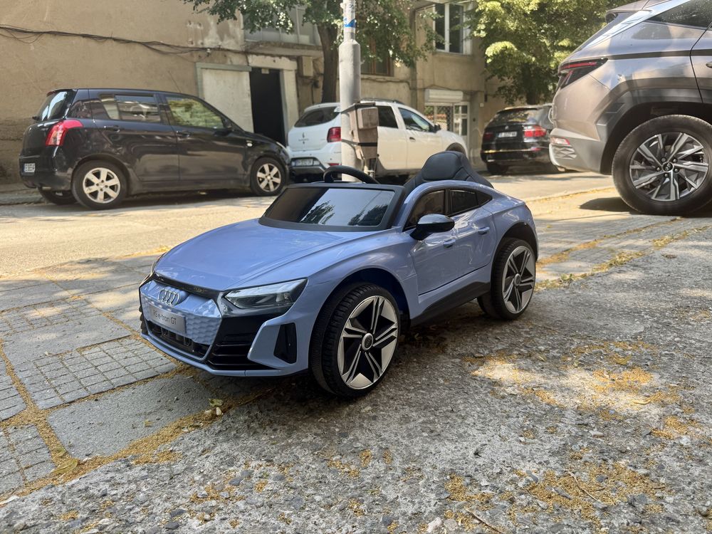 Акумулаторна кола Audi RS e-tron GT