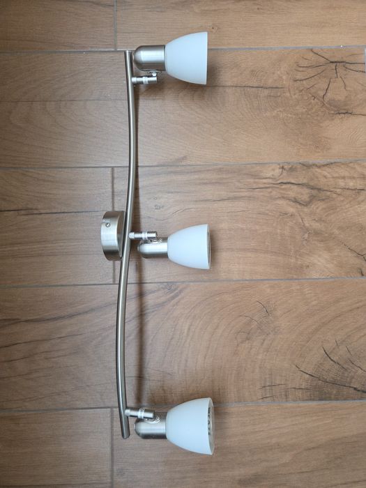 Осветително тяло за таван или стена в комплект с LED крушки Е14