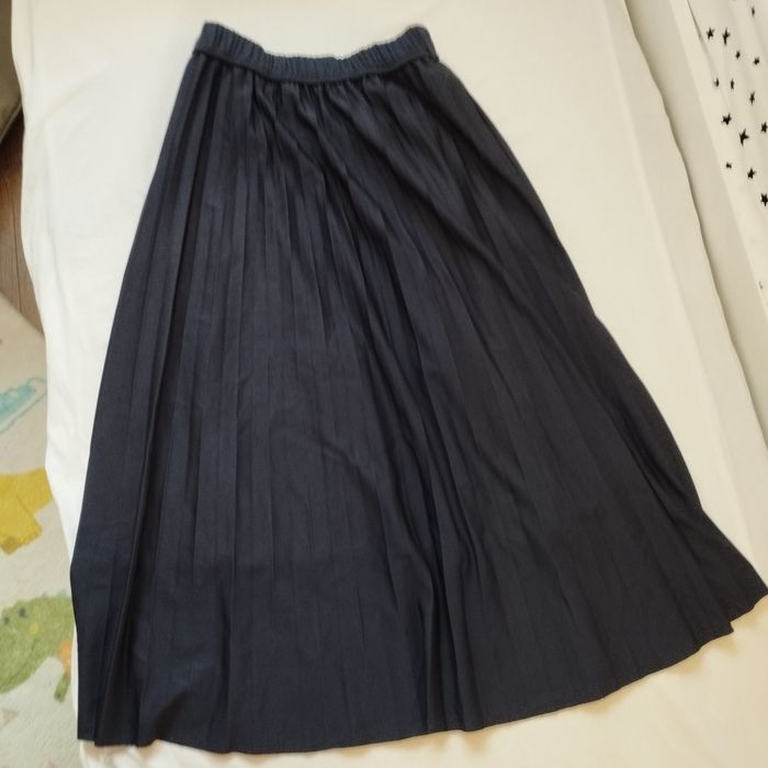 Fusta plisata catifea