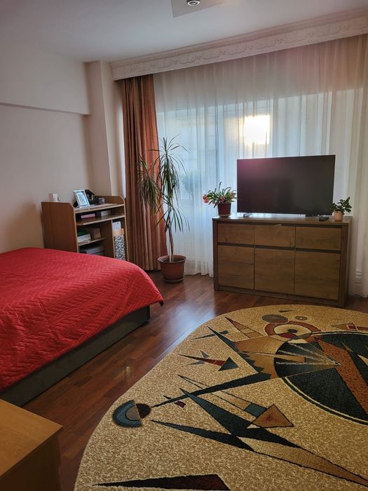 Proprietar vând Garsoniera zona Ștefan Cel Mare