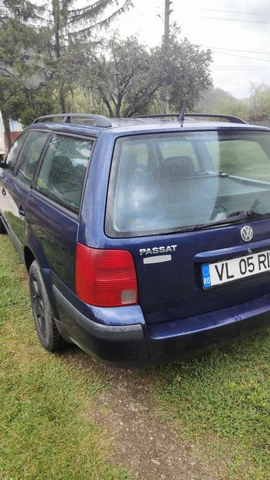 Vw passat albastru