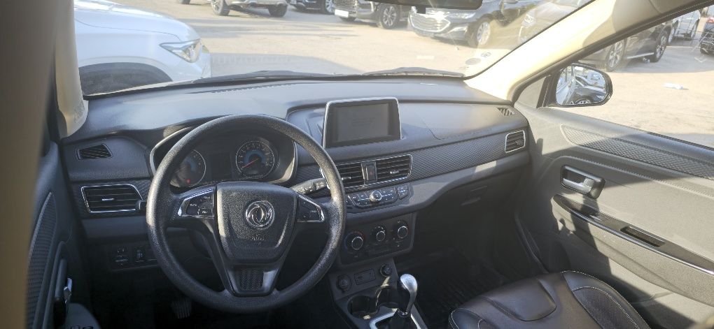 Dongfeng Gloriy 2024