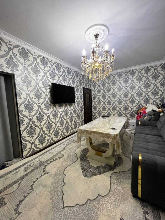 СРОЧНО !!! Продается квартира в Яшнабаде 1/2/4 (33 кв/м) Авиасозлар 3