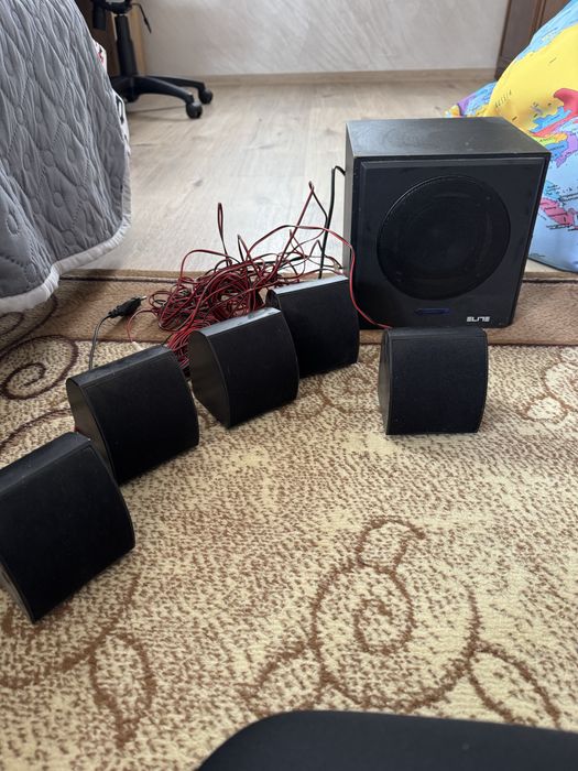 Тонколона с още 5 малки колони -Elite